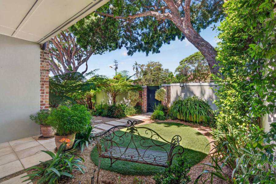 5 Bedroom Property for Sale in Claremont Upper Western Cape